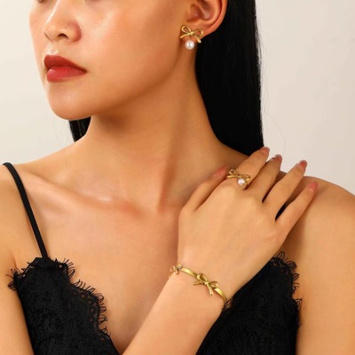 Bow necklace earrings ring set accessories蝴蝶结项链耳钉戒指