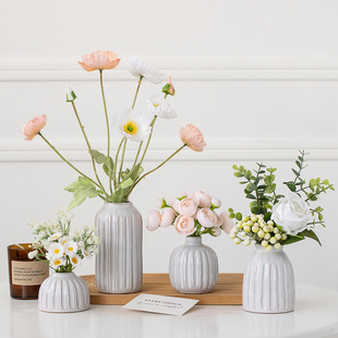 高级感花瓶仿真花摆件客厅卧室餐厅家居装饰品桌面假花插花花束
