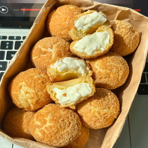 爆浆奶油泡芙冰淇淋牛奶味夹心糕点面包整箱早餐网红甜品零食小吃