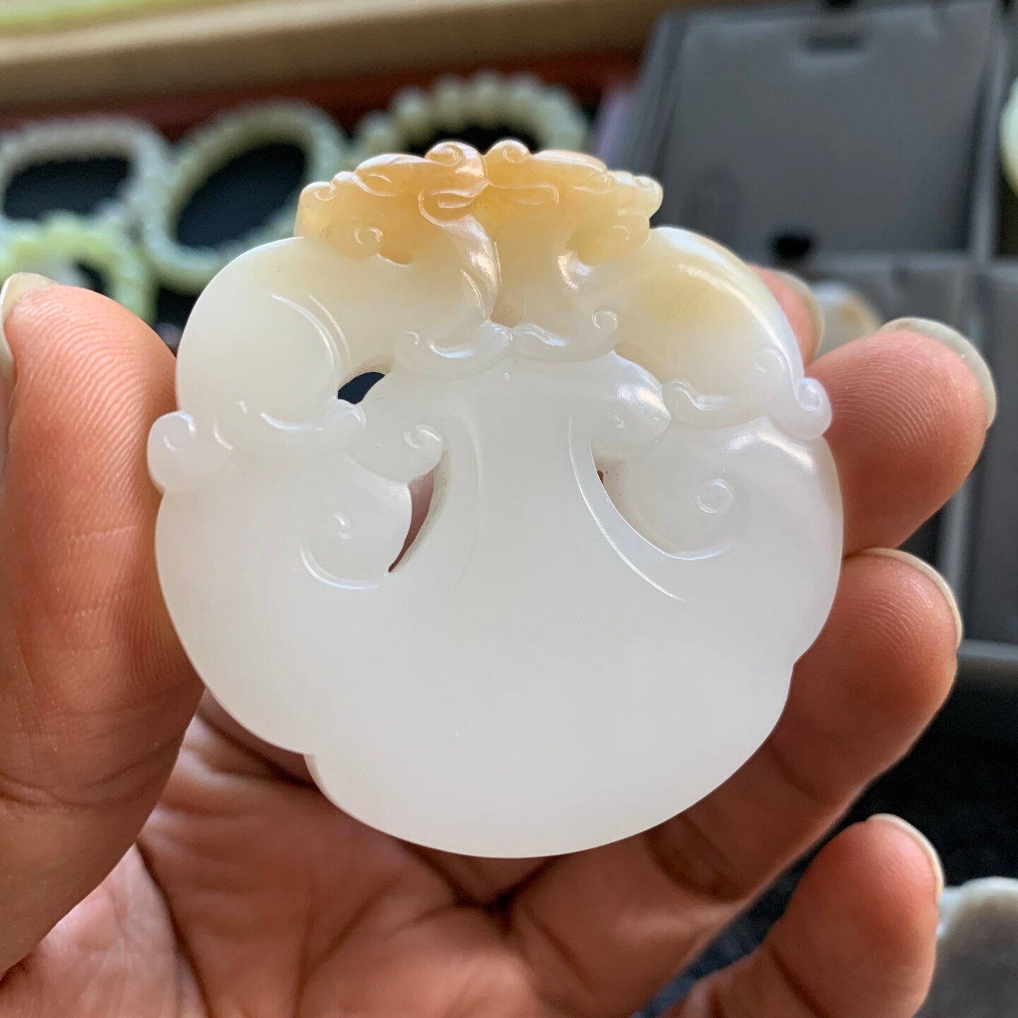 收藏级纯天然正宗新疆和田玉且末金山矿糖羊脂白玉双龙璧玉佩挂件