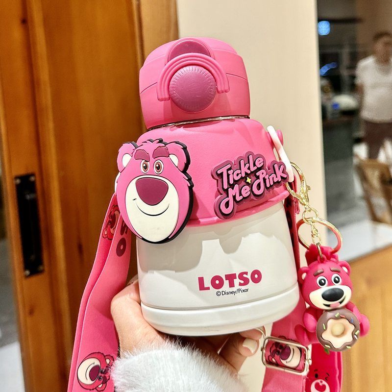 日本MUJIC草莓熊水杯儿童保温杯316学生专用双饮杯子女孩便携水壶