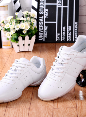 2024白色竞技健美操鞋儿童训练鞋女舞蹈鞋软底防滑啦啦操鞋小白鞋