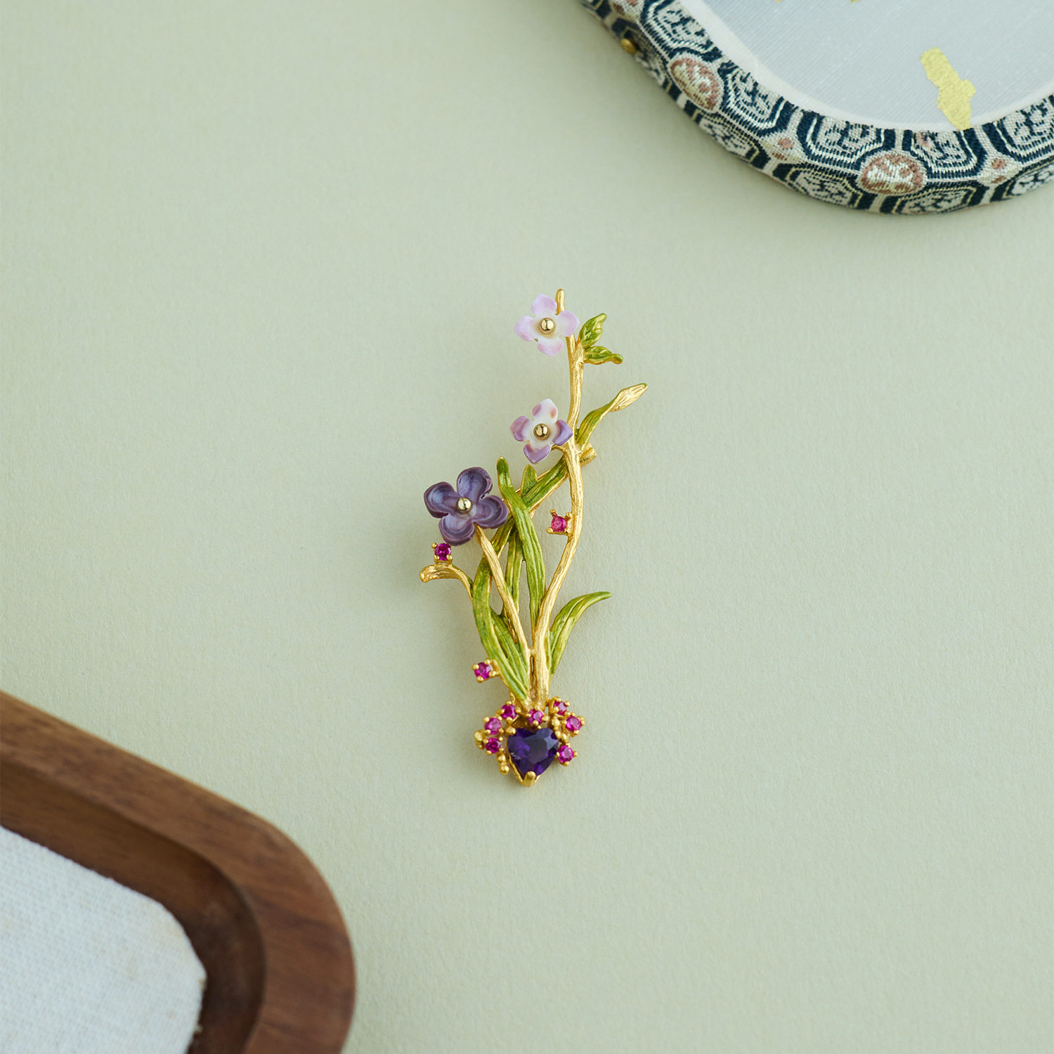 【春晖玉兰】紫水晶胸针天然石925银兰花设计感高档旗袍配饰胸花