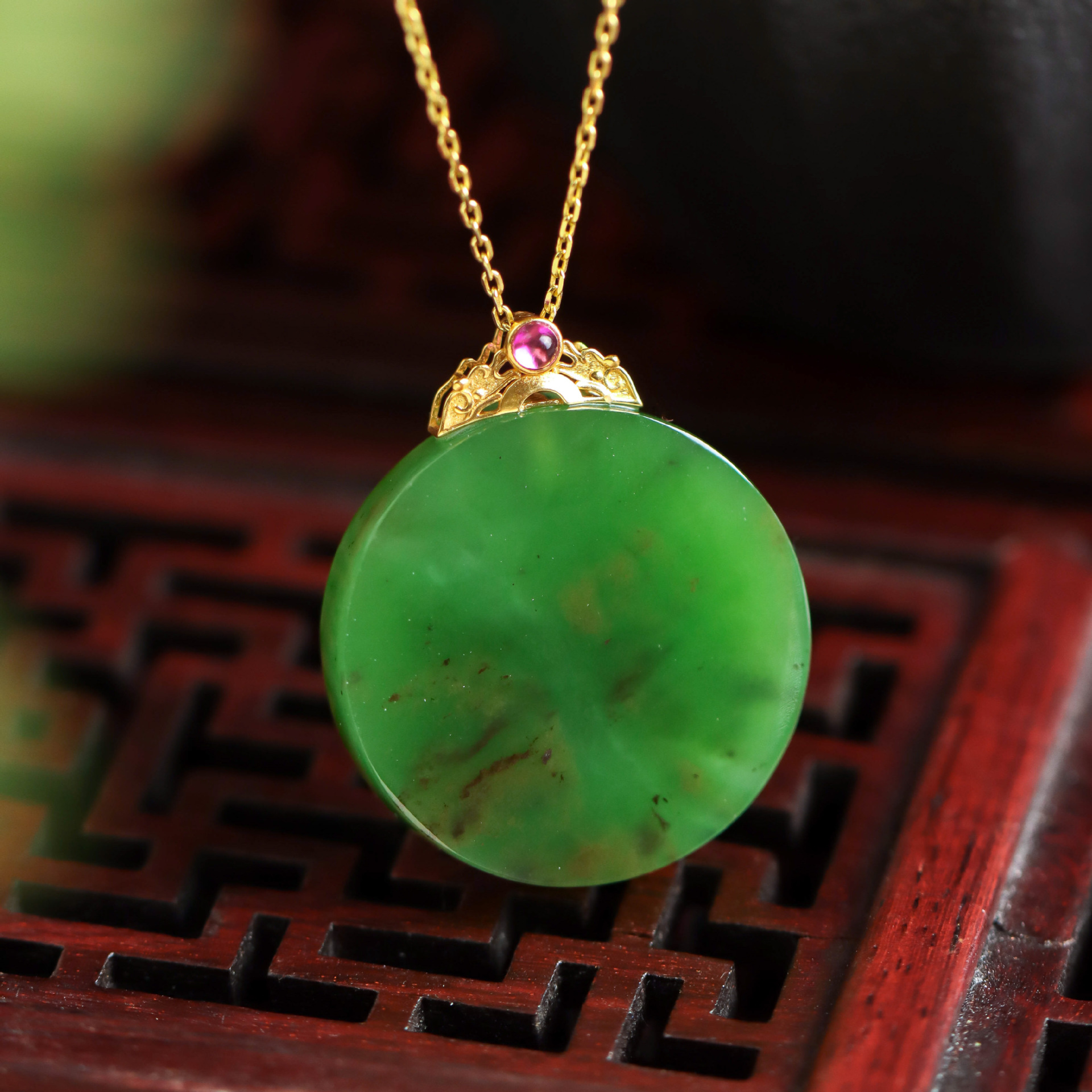 熹瑞18K金镶嵌和田玉碧玉圆牌吊坠无事牌国潮国风气质女款项链