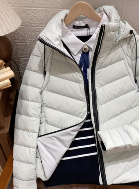 保罗彼得 专柜冬季女式羽绒服 连帽时尚减龄 轻盈保暖 YICD33732