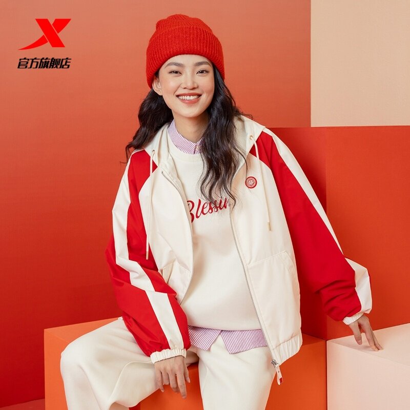 特步保暖夹克女款2026春季新款潮流拼色外套运动服975128130472