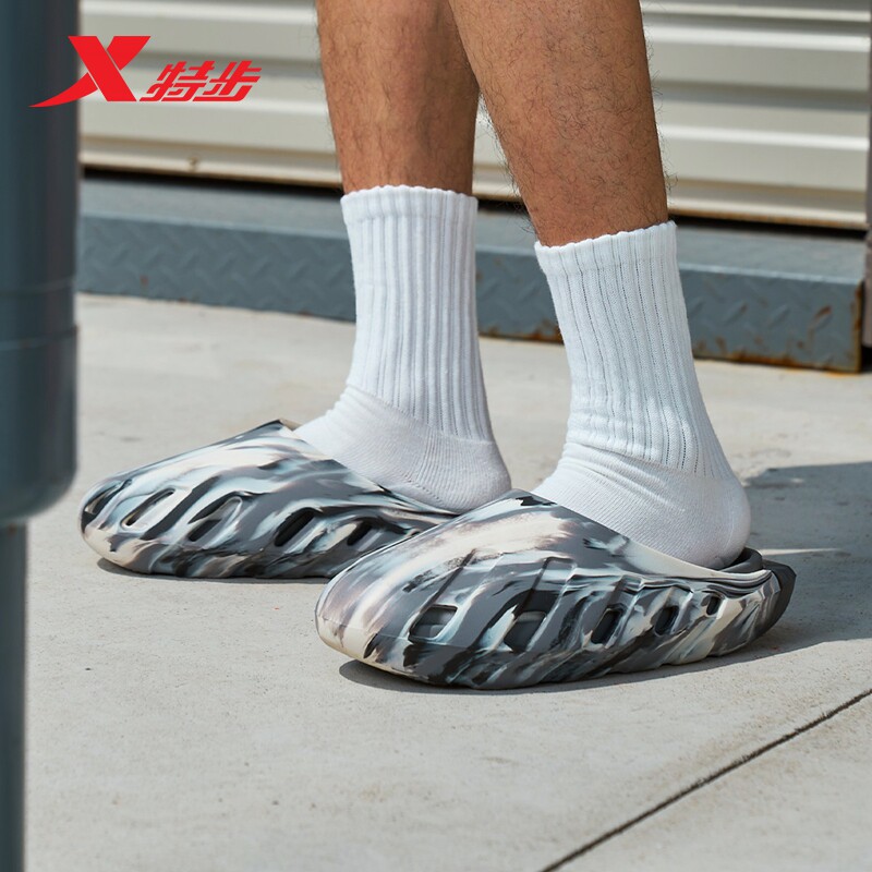 特步鲸鱼鞋拖鞋男春夏户外百搭轻便休闲鞋沙滩拖鞋子97521935