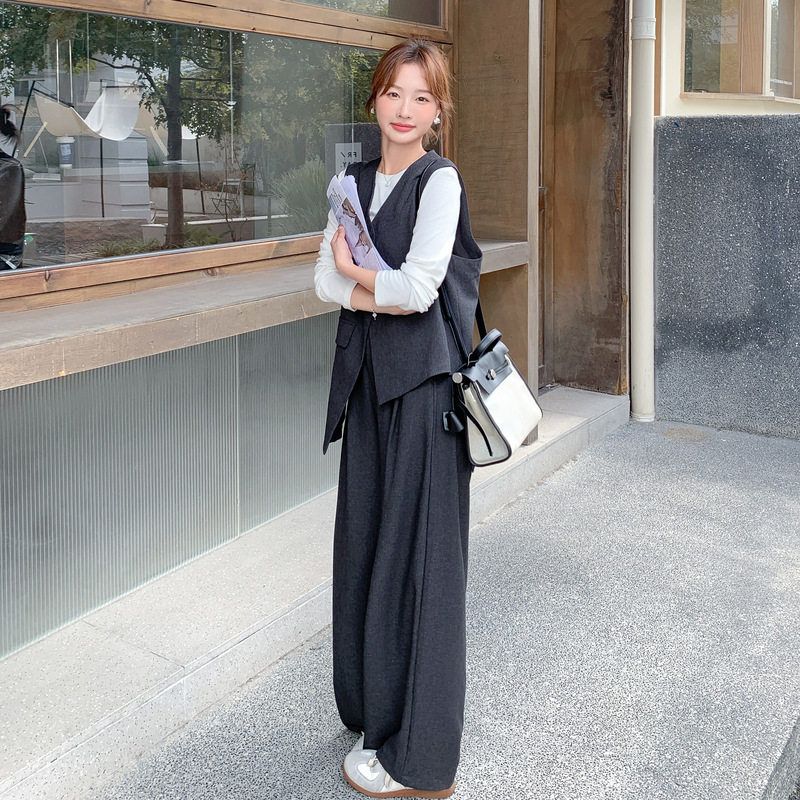 西装两件套灰色早秋女套装休闲气质马甲2025新款阔腿裤高级感韩系