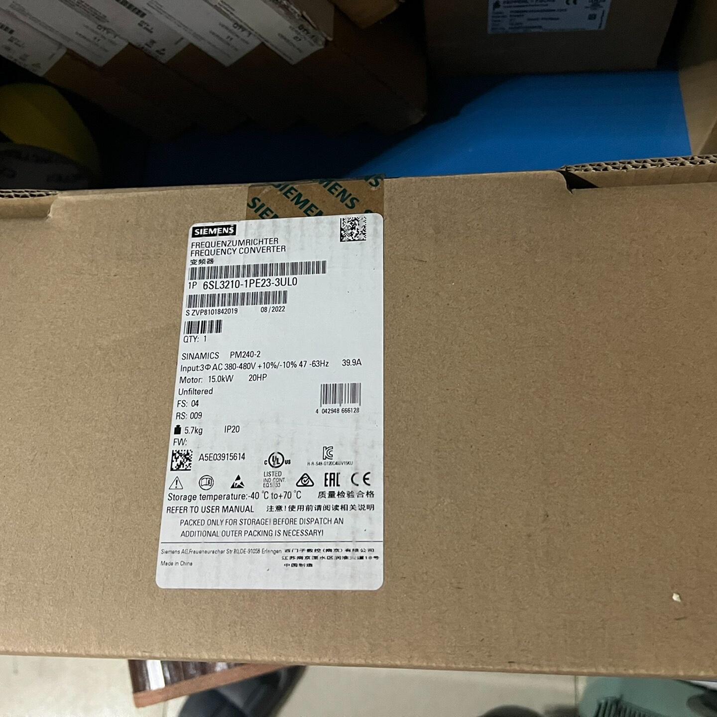 变频器6SL3210-1PE23-3UL0，