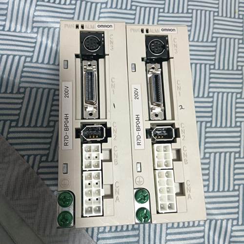 R7D-BP04H伺服驱动器 400W大功率 200-