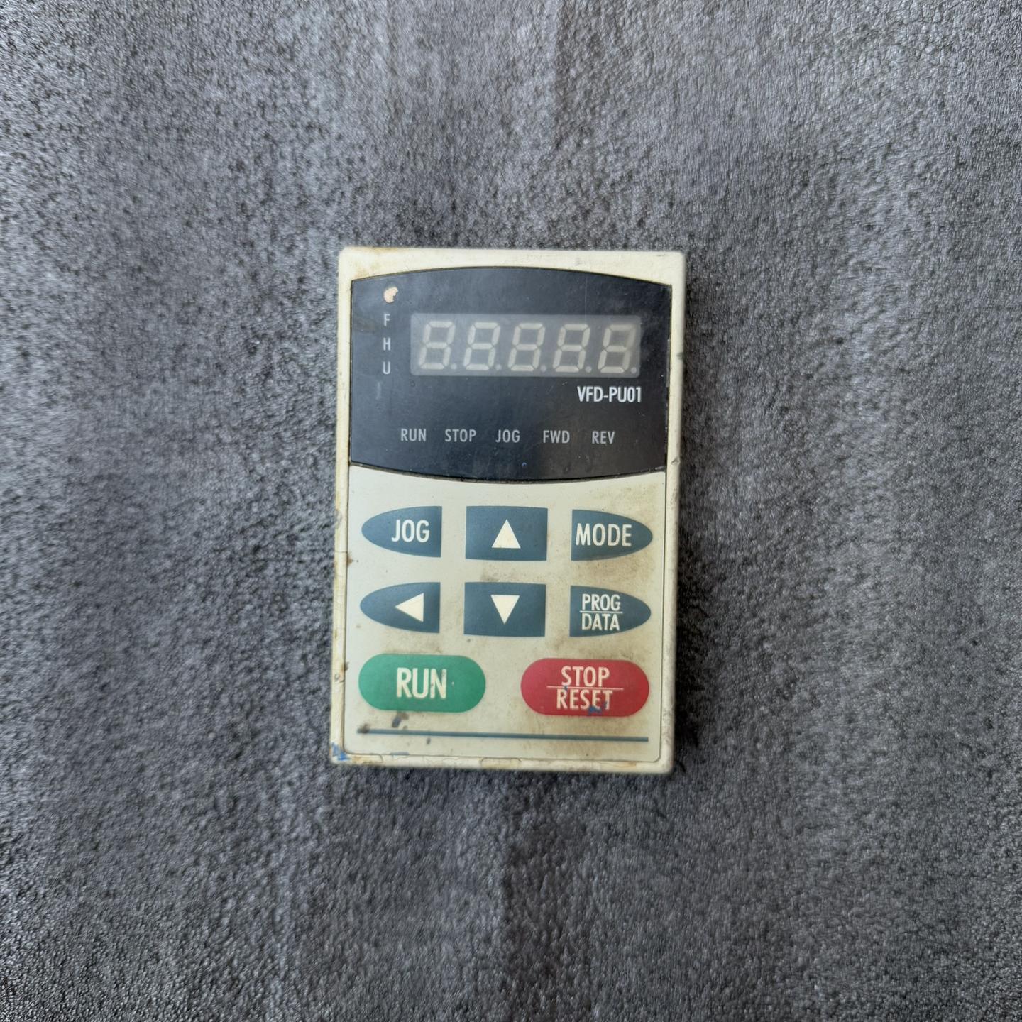 台达变频器面板VFD-PU01 成色有明显使用痕迹 但功能完