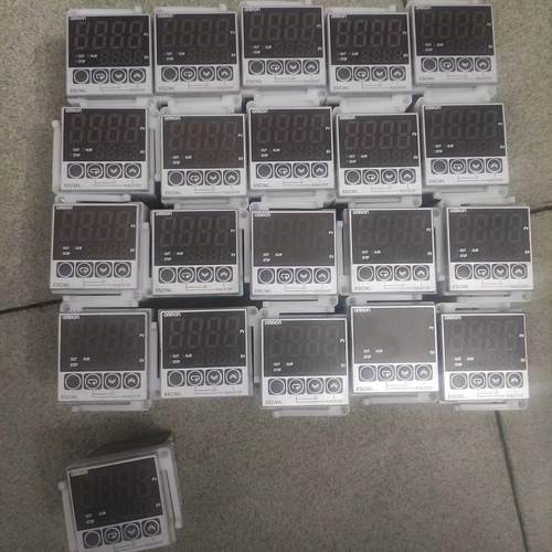 温控器E5CWL-Q1TC 现货充足 当天发货。输