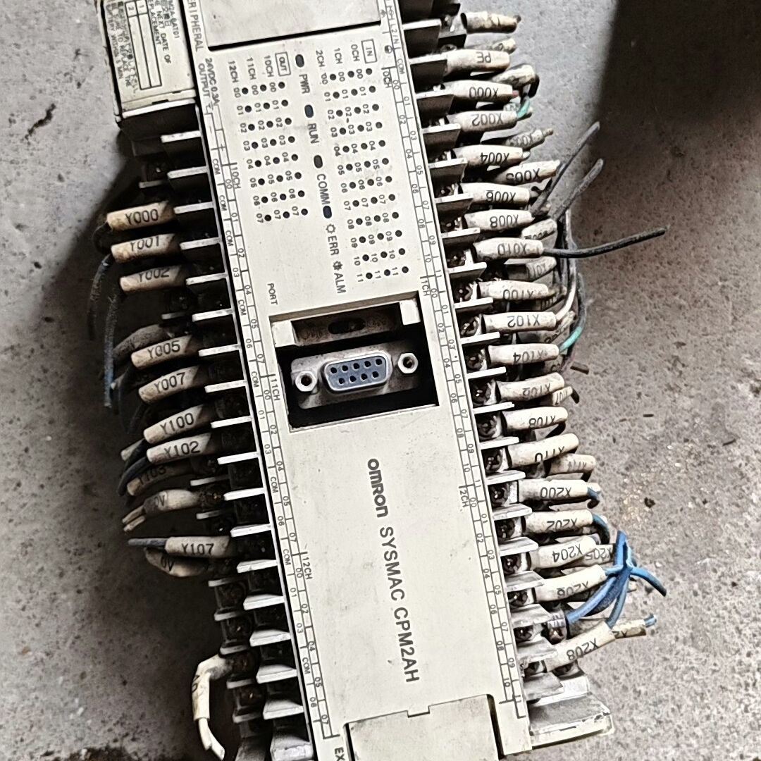 CPM2AH-60CDR-A 拆机包好。外观一般