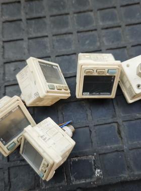 DP-102数显压力表 拆机品 成色如图 功能正常。有5