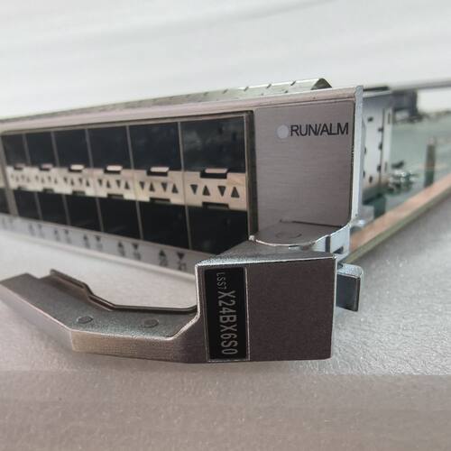 LSS7X24BX6S0 24口万兆?24口千兆光业务