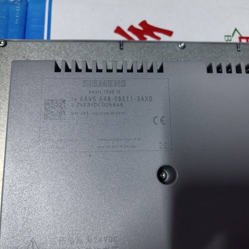 触摸屏6AV6648-0BE11-3AX0 成色很新