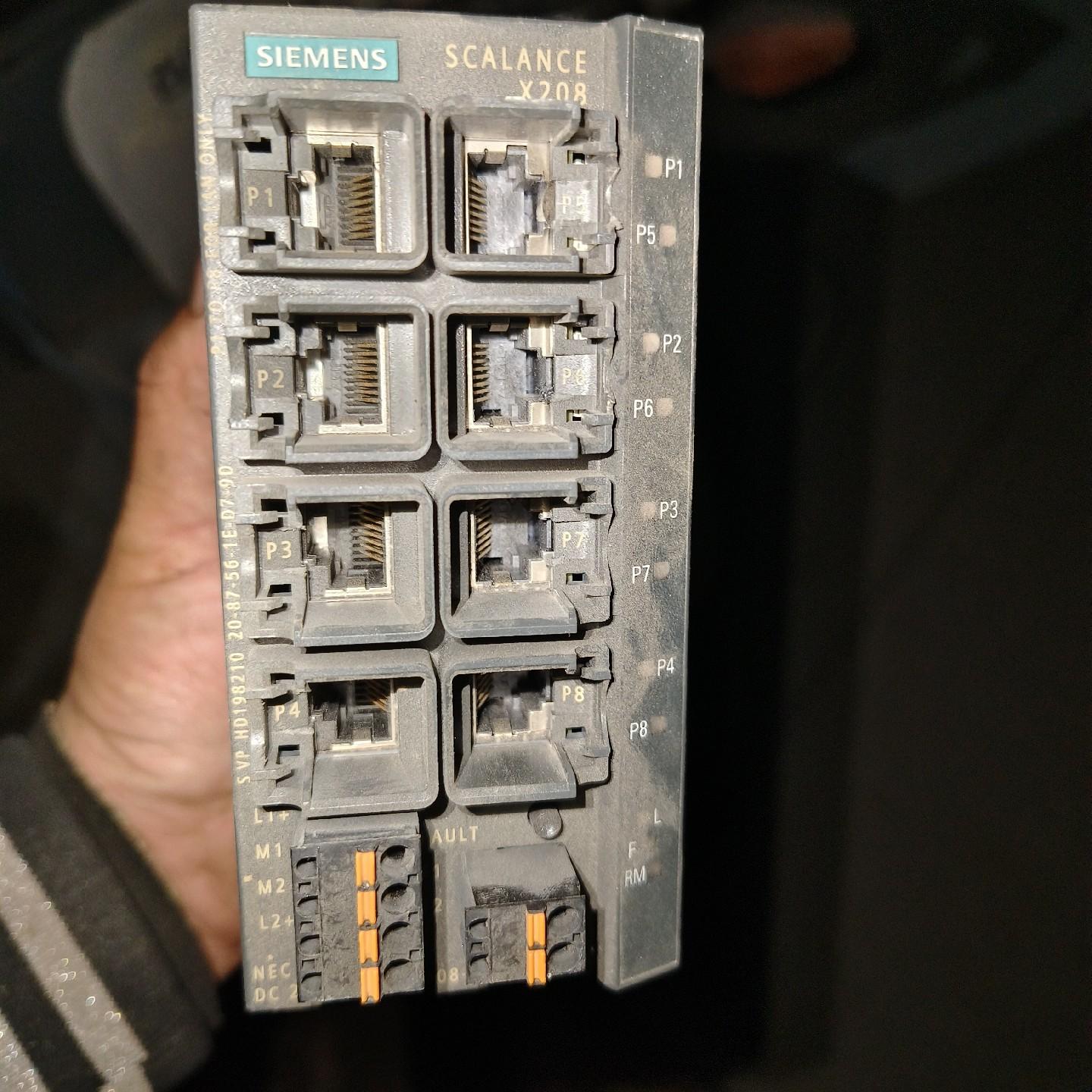 交换机6GK5208-0BA10-2AA3 拆机