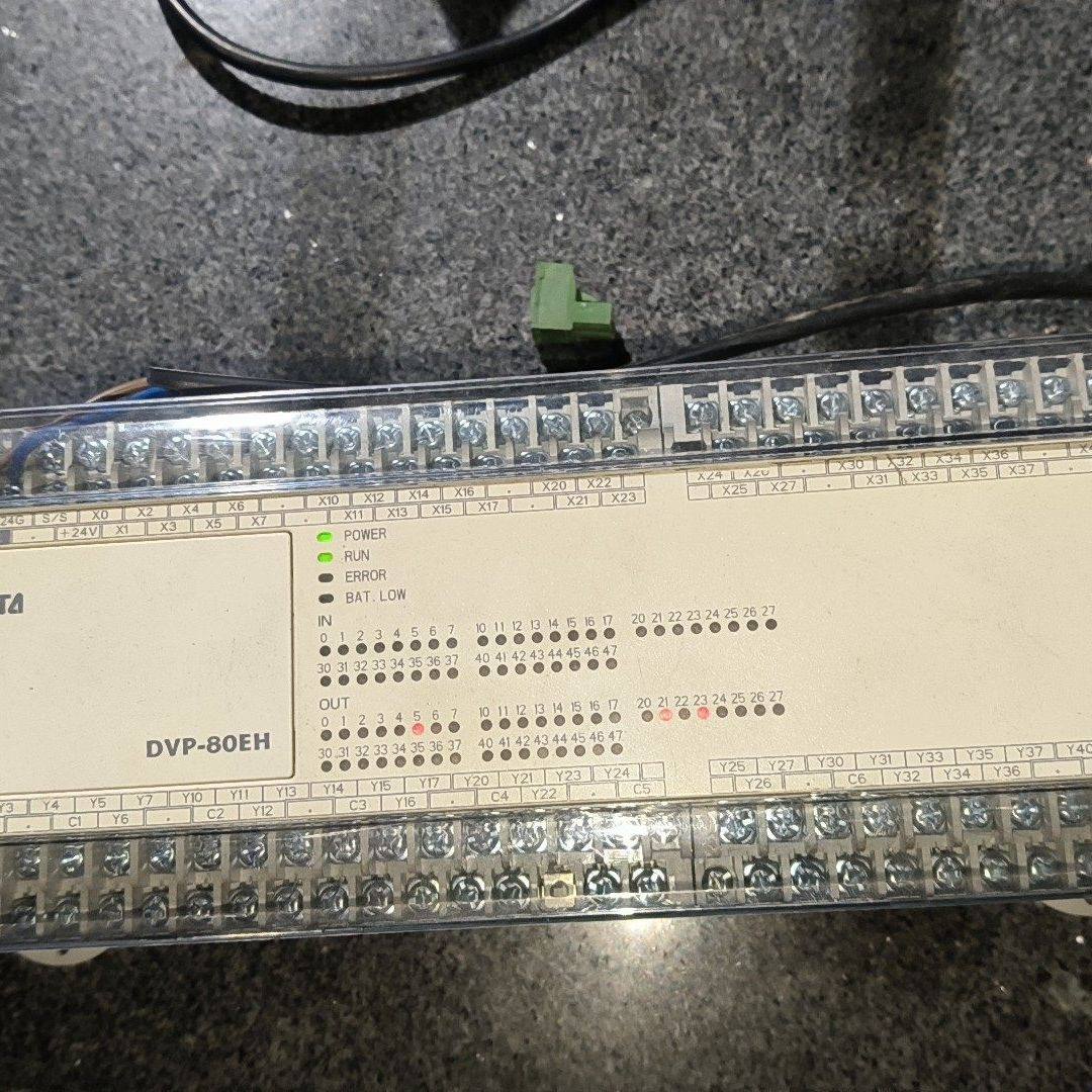 台达PLC:DVP80EH00T3(V2.00A0) 实物拍