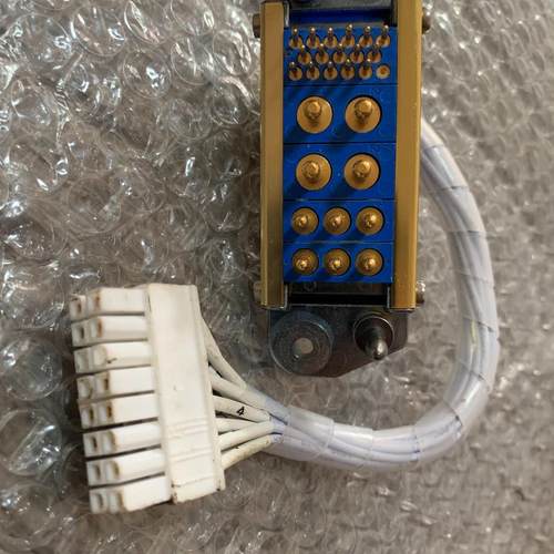 Hypertac 连接器 实物实拍图成色不错有针断了