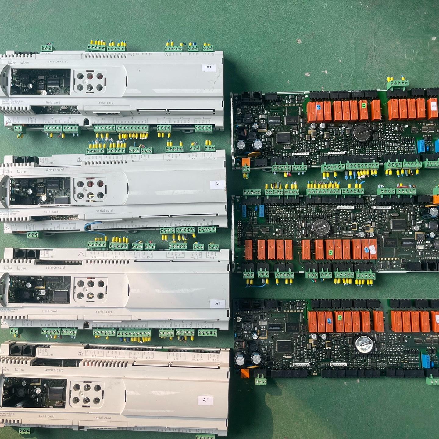 卡乐 PC03CC0AM0主板   CAREL控制器plc