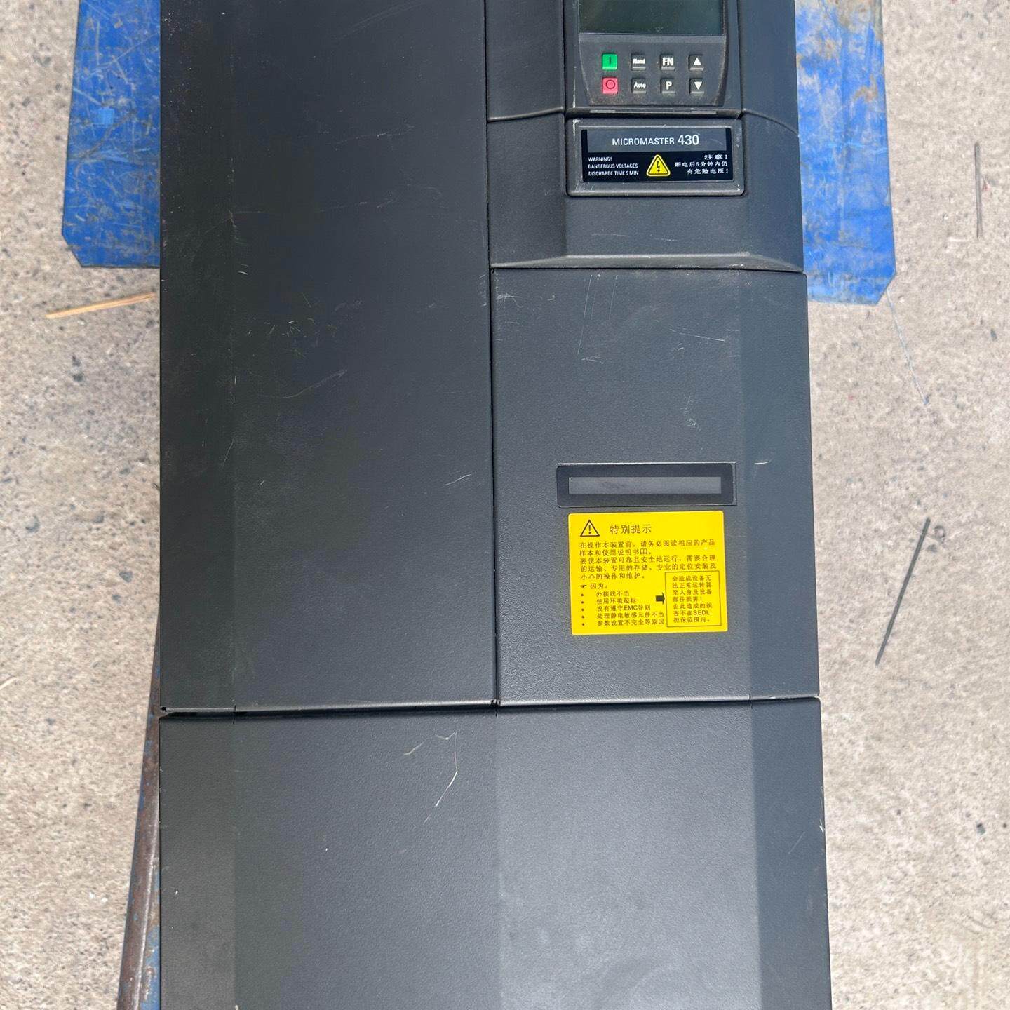 变频器 6SE6430-2UD32-2DB0 刚拆到