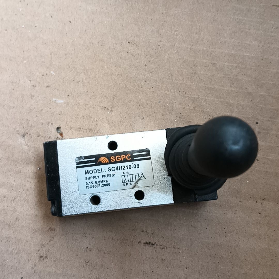 SGPC手动气阀 型号：SG4H210一08 拆机件 有