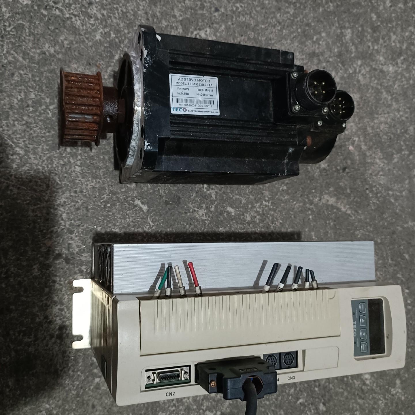 东元伺服驱动器 TSB13202B-3NTA 2KW 拆