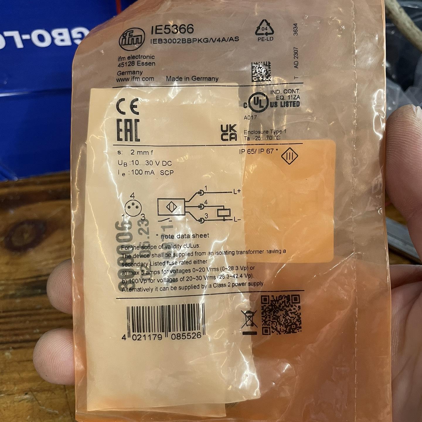 德国IFM易福门IE5366电感式接近开关传感器 包