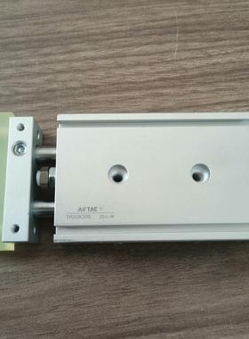 /  双轴气缸TR20X30S 实物