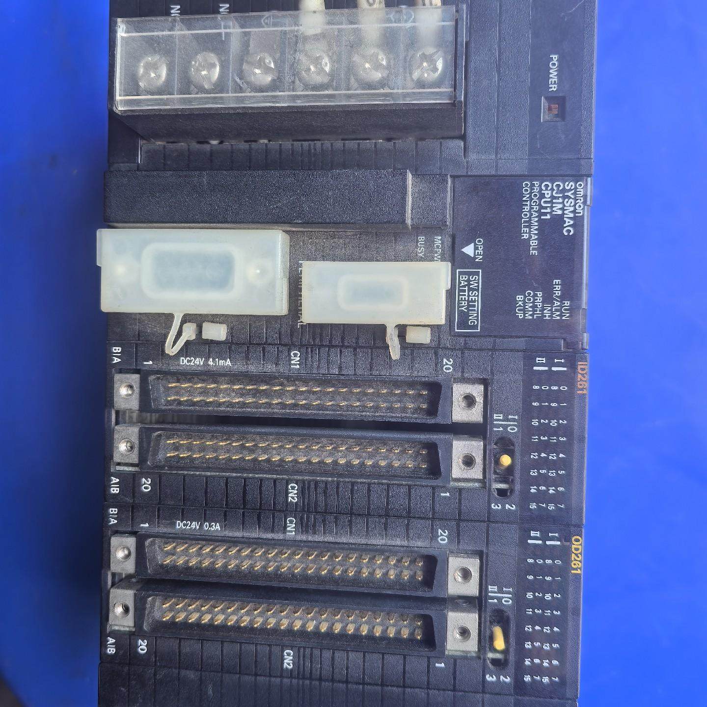 CJ1M   CPU11   模块型号ID2