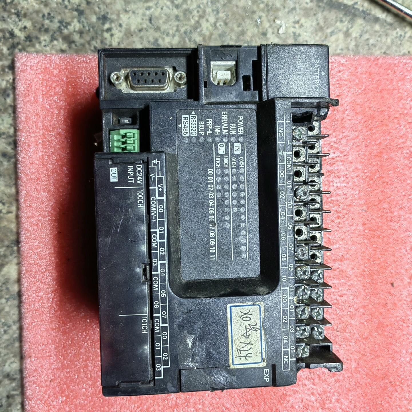PLC 型号：CP1E-N39S1DT-