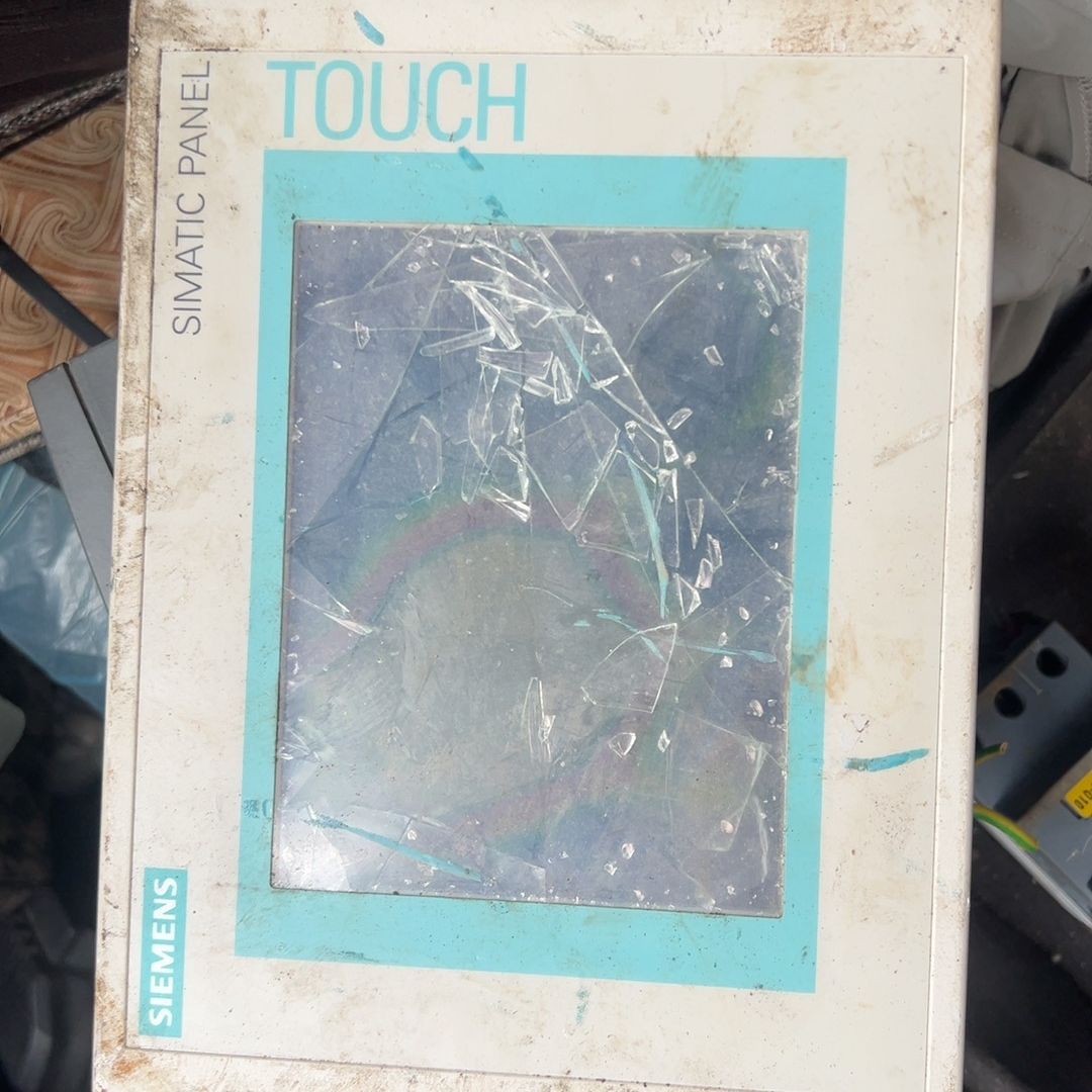 触摸屏 型号6AV6 642-0AA11-0AX1 德