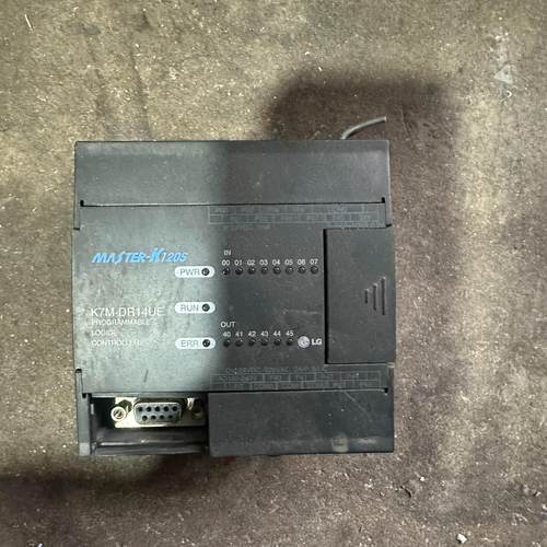 LG韩国PLC    KM7-DR14UE   设备正常