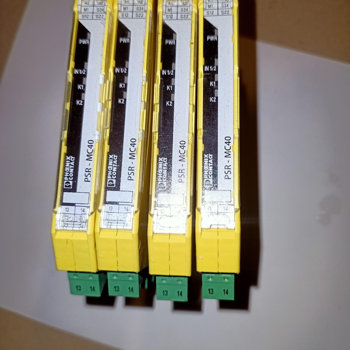 安全继电器    PSR-MC40-3NO-1DO-