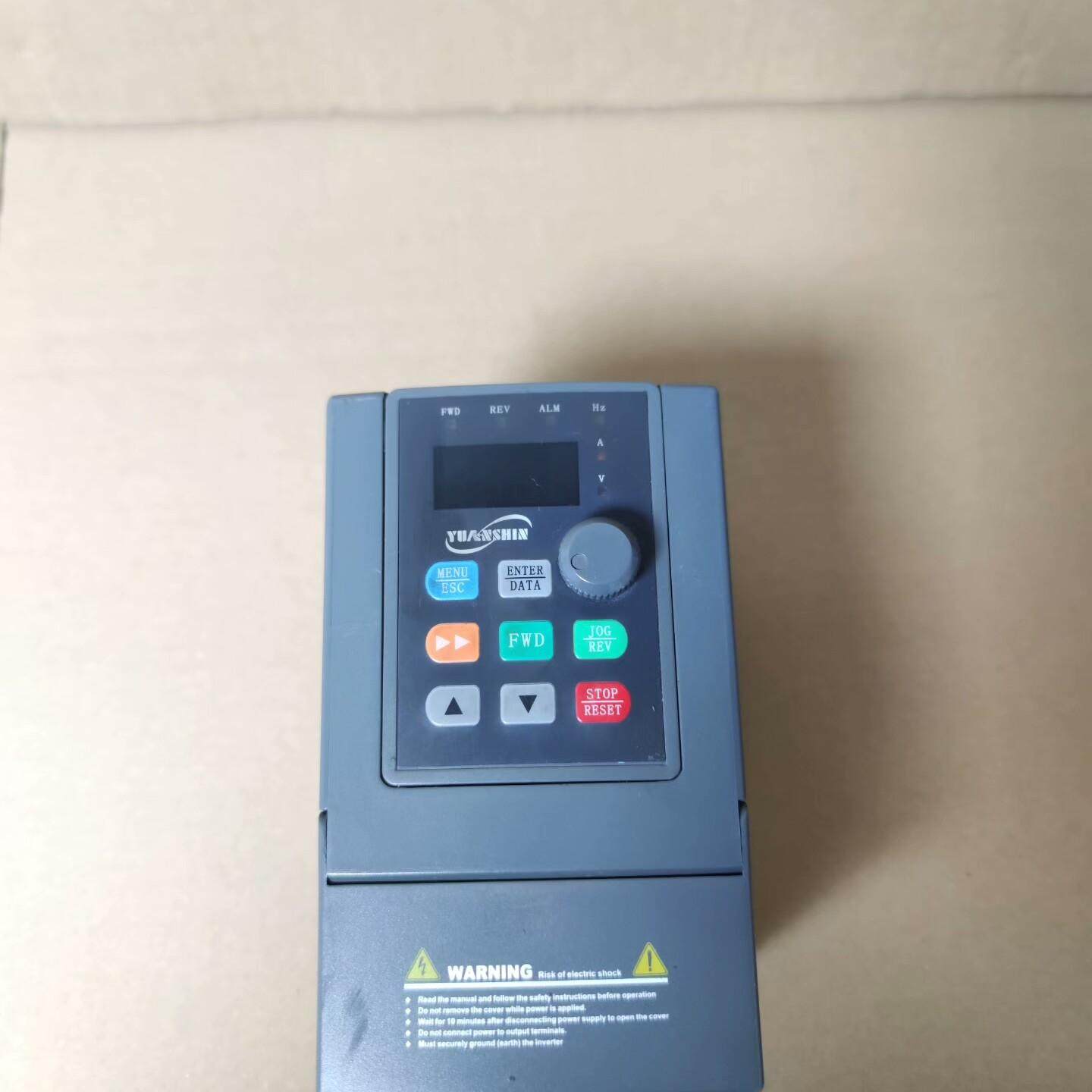 拆机源信1.5KW变频器 型号YX3000-2S0015G,标准件/零部件/工业耗材,制动器,淘宝优惠券,粉丝福利购,淘宝优惠卷