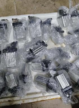 气缸小的 TWH20X15SLF有24个   大的T32X2