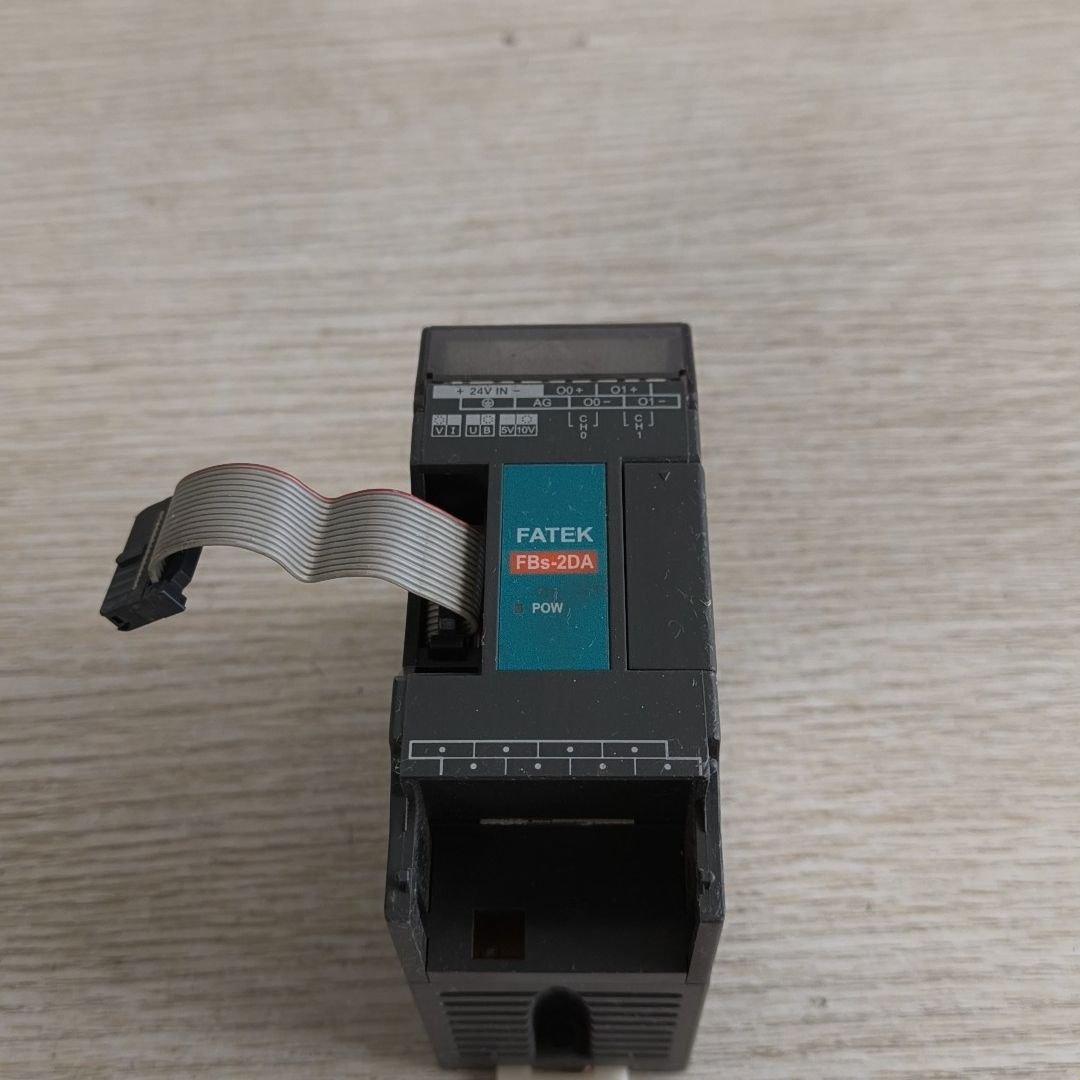 FATEK永宏FBS-2DA扩展模块 成色如图所示 功能包好
