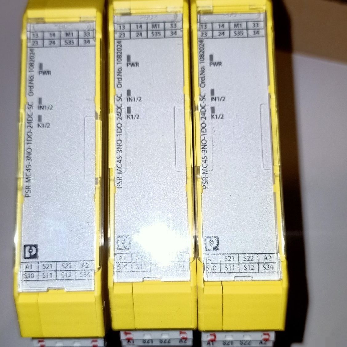 安全继电器模块 型号PSR-MC45-3NO-1DO