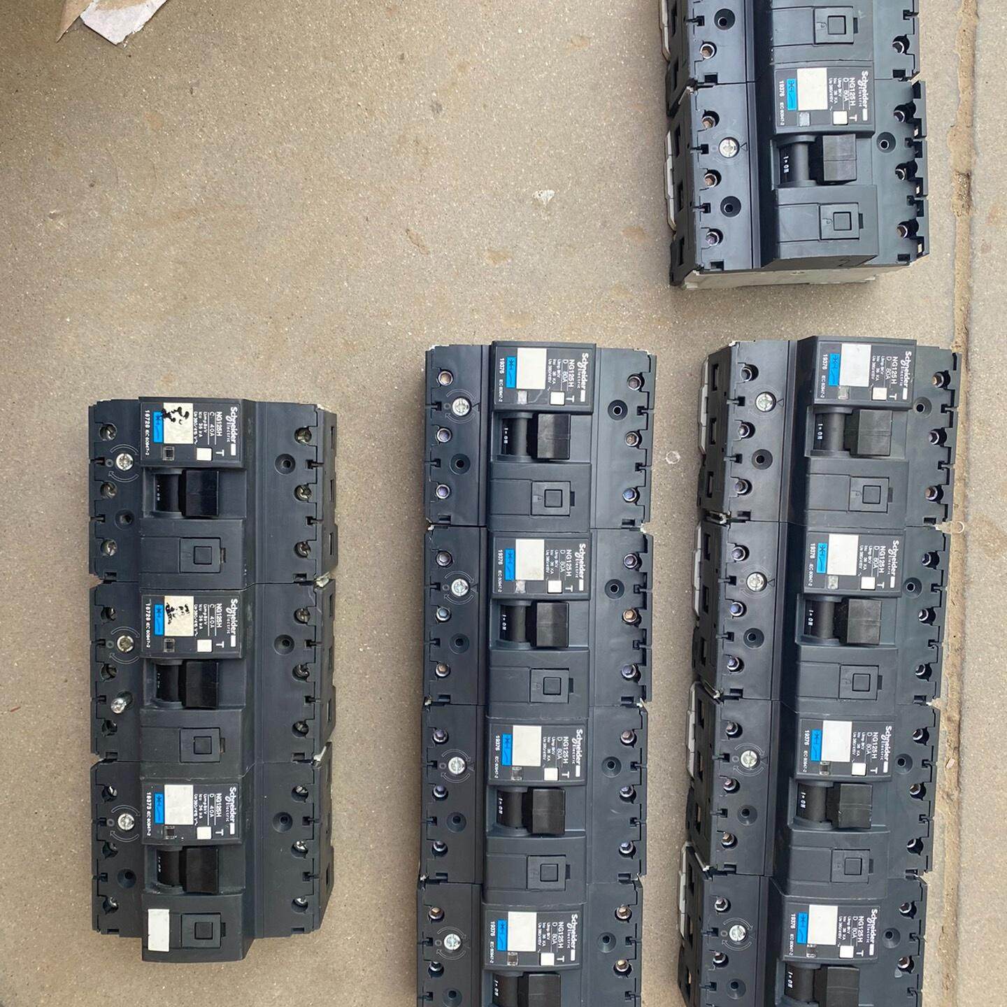 出售拆机NG125H三匹40安3台，打包出80