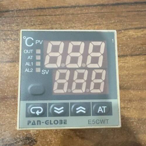 台湾产Pan-Globe温控器E5CWT-R1K  功能