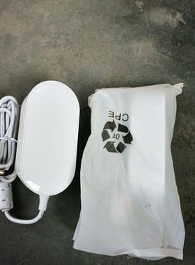 Simsukian电源适配器 型号SK05T-24001