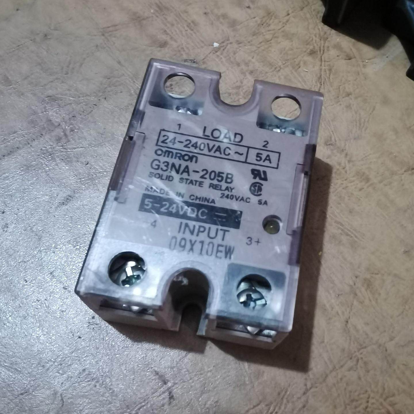 G3NA-205B拆机固态继电器24VDC 线