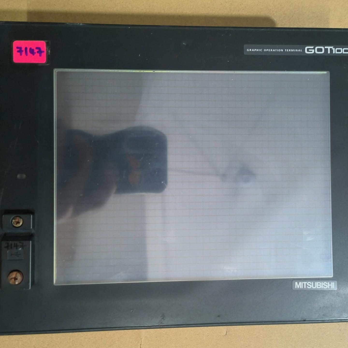 GOT1000触摸屏 型号GT15-75ABUSl 成色