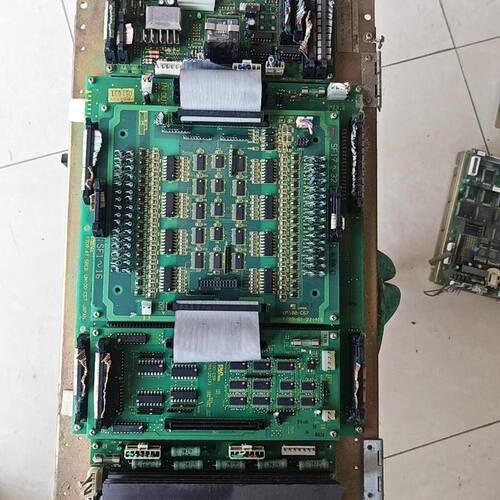 正常拆机伺服驱动器 型号MR-J3S-2000 拆机件