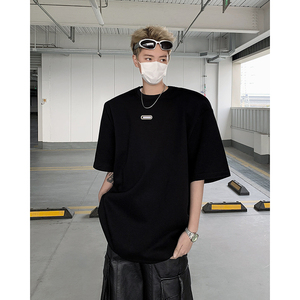现货！25夏季男士设计感垫肩金属装饰铆钉T恤DX103-P58图片