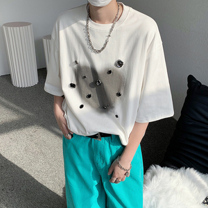 23多巴胺穿搭烫钻宝石设计感休闲短袖男宽松爱心印花T恤DX51-P68，男装T恤，电商B288