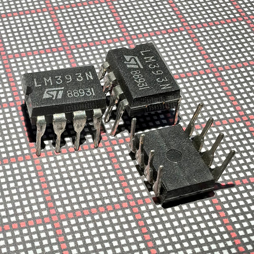 LM393NST全新原装比较器IC芯片
