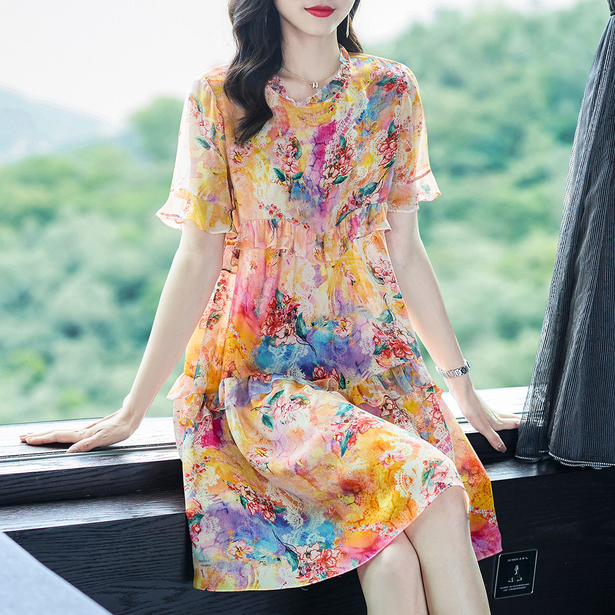 贵夫人雨后彩虹多巴胺真丝连衣裙小个子宽松遮肉显瘦桑蚕丝A字裙