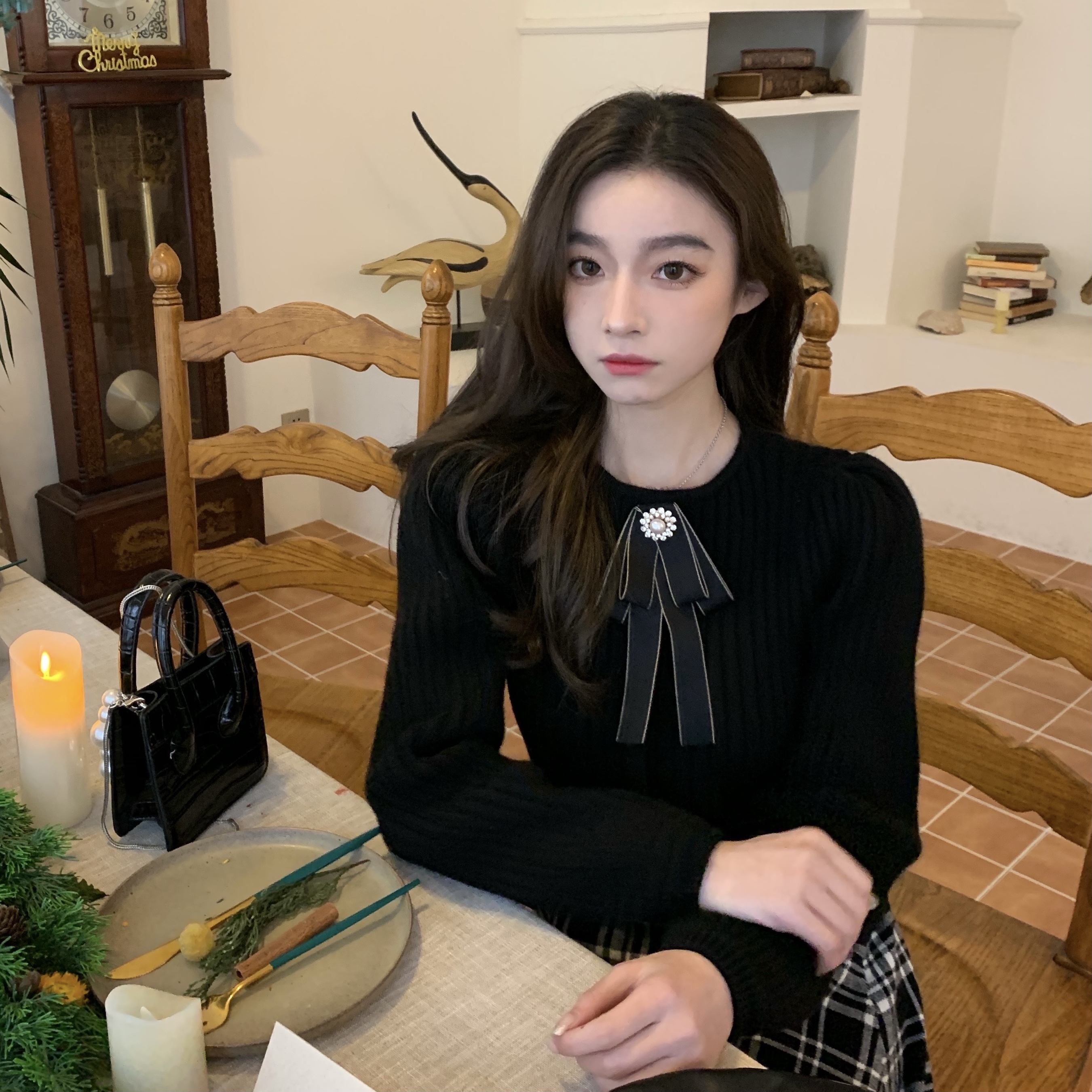simona22秋款凯瑟琳黑色毛衣圆领