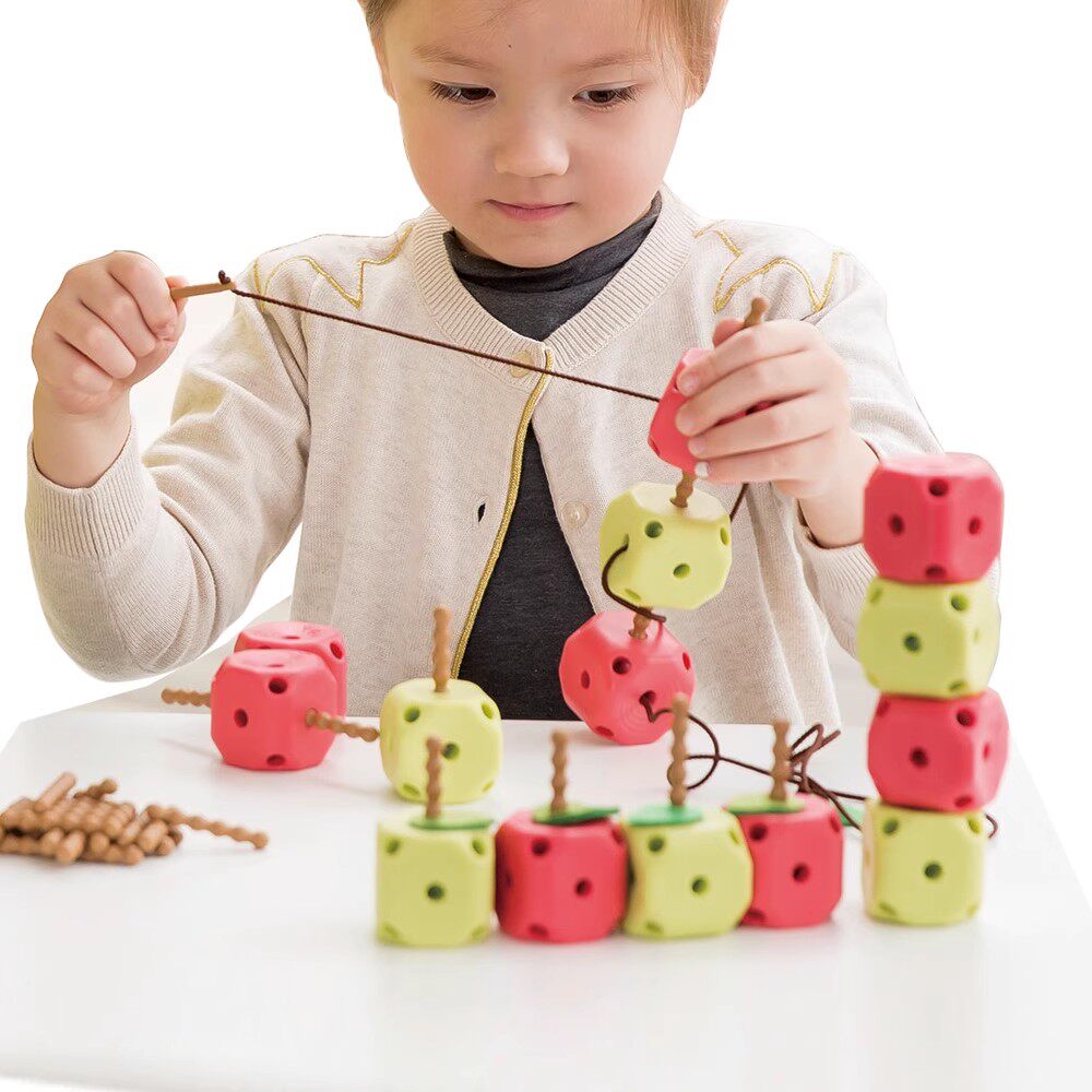 串苹果台湾WEPLAY幼儿早教园儿童串珠穿编穿线惊喜动作培养玩具